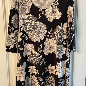 Black/Cream floral dress